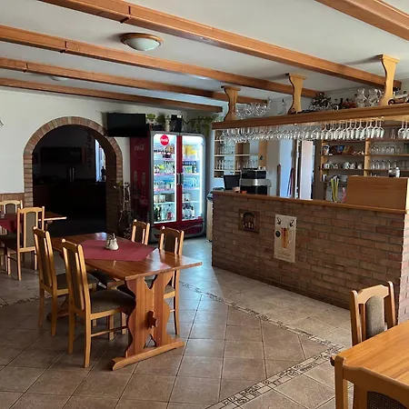 בית הארחה Kosik