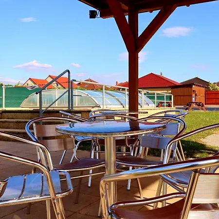 Kosik בית הארחה 3*