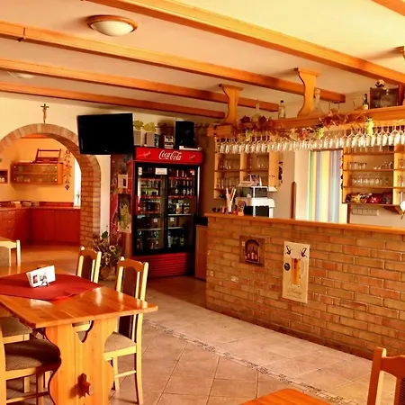 Kosik בית הארחה 3*